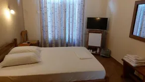 Hotel Evripidis - Image 2