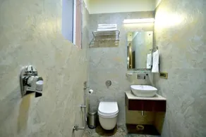 Hotel Mb Plaza - Image 5