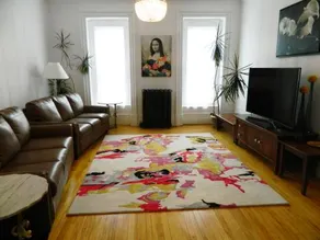 2 Team Apartments 27 People 14 Beds - Image 5