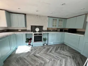 Housesleeps7-parking-garden-fireplace-beachnearby - Image 3