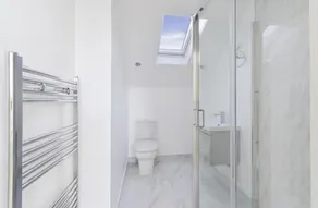 Luxury Self-contained 2-bedroom Duplex Apartment - Image 4