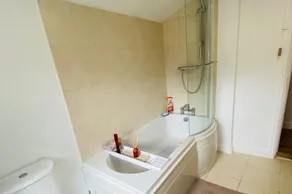 1 Bed-sleeps 4-garden-near Snetterton Circuit - Image 5