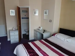 The Kings Court Hotel - Image 2