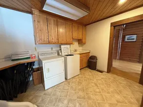 Otter Cove Lodge - Image 4
