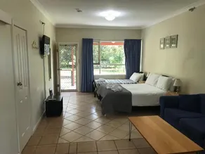 Wamberal Cottage - Image 3
