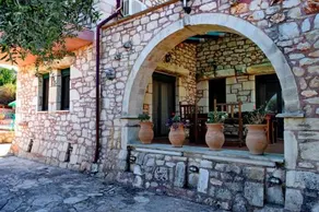 Villa Kyriakos & Villa Ierothea - Image 4