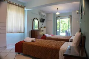Xristina Studios - Image 5