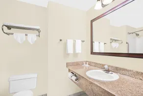 Victorian Inn - Image 5