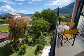 Ntina's house - Image 4