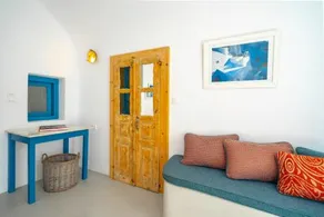 Elicriso Villa - Image 5