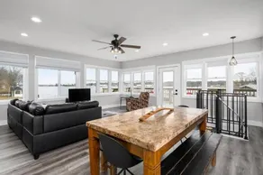 2 Bedroom House - Image 2