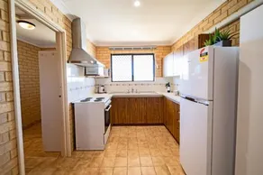 Comfortable Central Unit - Image 3