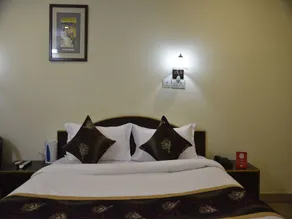 Hotel Ananta Inn - Image 3