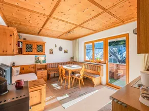 Cozy Apartment in Fulpmes near Ski Area - Image 3