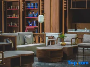 DeRucci Hotel Chongqing Ciqikou Metro Station Store - Image 3