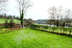 Kate's River Cottage - Image 4