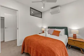 StayCentral Brunswick Central Townhouse - Image 5