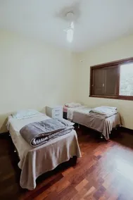 Tima Casa Ampla em Localiza o Privilegiada - Image 2