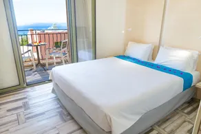 Finas Hotel - Image 3