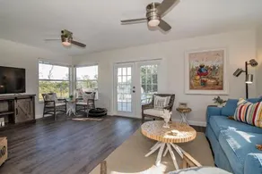 Seaside Cottage B - Image 3