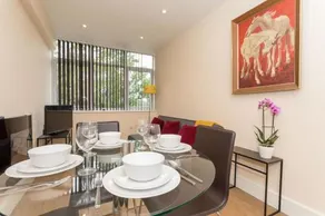 Abbey Apartments - Flat 4 - Image 2