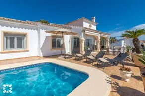 Villa Teuladi by Abahana Villas - Image 2