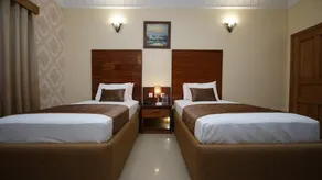 World Inn Hotel - Image 5
