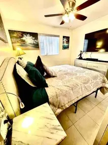 JUNGLE TO BEACH 4 R 3 BR Family and Pet Heated pool N Airport N Beach N Hard Rock - Image 2