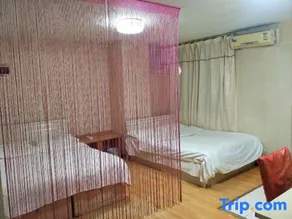Good Luck Residence Hotel (Zhengzhou Erqi Square David City Branch) - Image 4