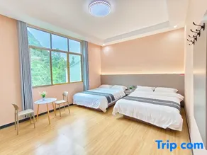 Roca Hotel - Image 2