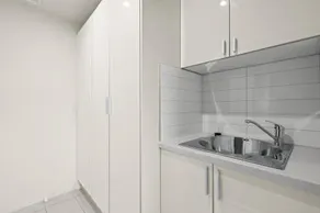 Tranquil Tranmere City Views 3 Bedroom - Image 4