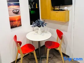 Chic flat in the heart of Marais near Pompidou Centre - Image 2