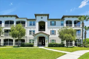 Loftly Luxury Modern Oasis 2BR 2BA apartment Windermere FL near Disney Universal Studios Magic Kingdom Pool Gym Patio free cable wifi free parking gym Alexa lake gated community spacious closets close to shops and mall - Image 4