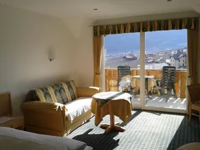 Hotel Pension Flora - Image 5