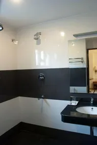 Sugam Hotel - Image 3