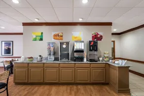 Quality Inn - Image 4