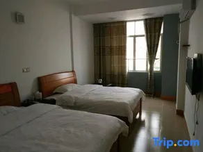 Danxia Mountain Hongfulou Hotel - Image 4