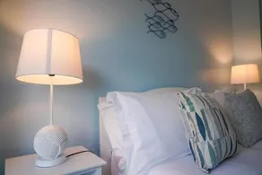 Luxury holiday home in central Truro - Image 2
