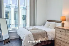 Central & Bright 1br Apt W Great Transport Links - Image 2