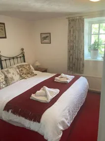 The Falmouth Arms - Image 2