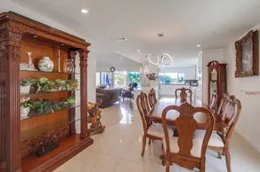 La Jolla Oasis - Image 3