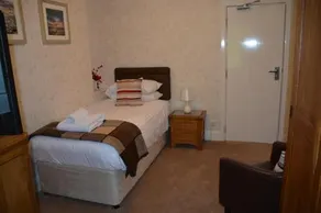 Cotswold House - Image 5