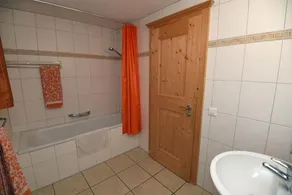 Monami Apartments Klosters Apt. Villa Kunterbunt - Image 3