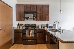 Milwaukee Executive 1BD 1BA Downtown Apartment - Image 5