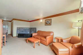 SureStay Plus Hotel by Best Western Beeville - Image 3