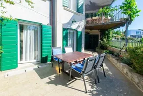 Nice Home in Supetar-mirca With Sauna, Wifi and 4 Bedrooms - Image 4