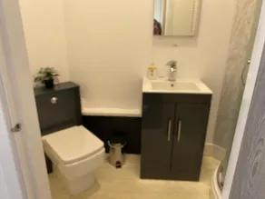 2D SPV Double En-suite Room - Image 3