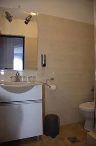 Hotel Regina Noptii - Image 5