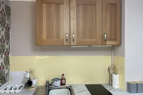 Impeccable 1-bed Apartment in Sevenoaks, Kent - Image 2