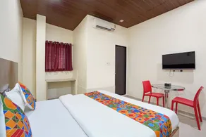 Fabhotel Kailash Park - Image 5